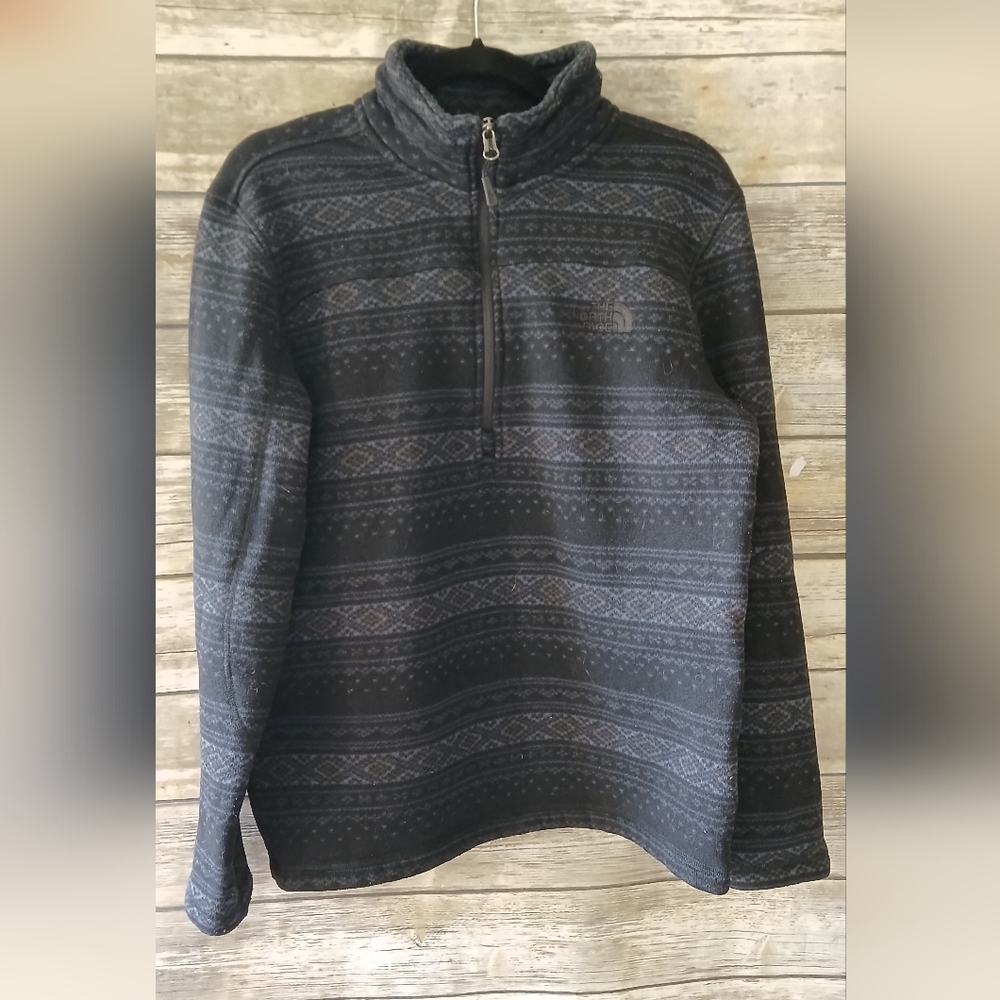 Northface Men's Charcoal Patterned Quarter Zip-Up Sweater
